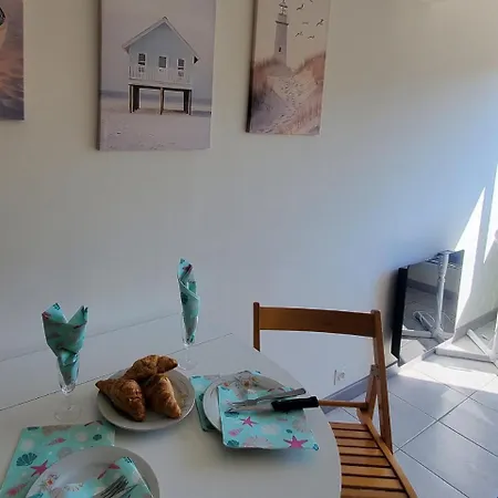 Appartamento A 100m De La A5, Etage 1