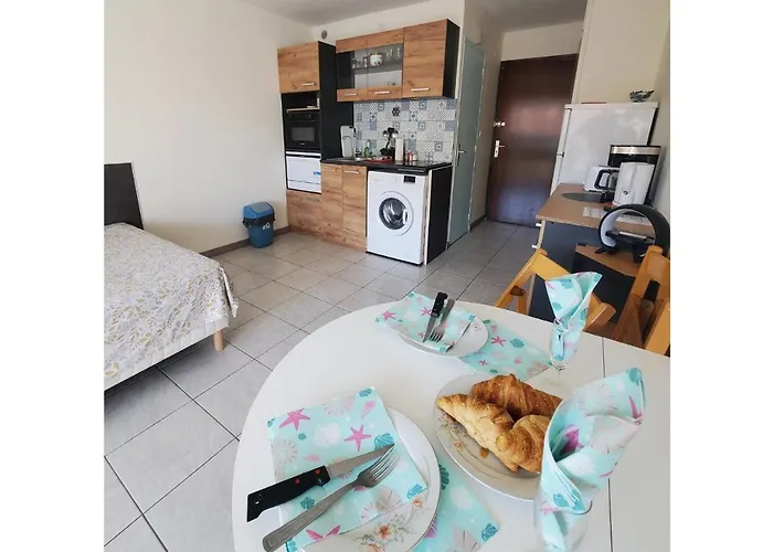 A 100m De La A5, Etage 1 Appartement *